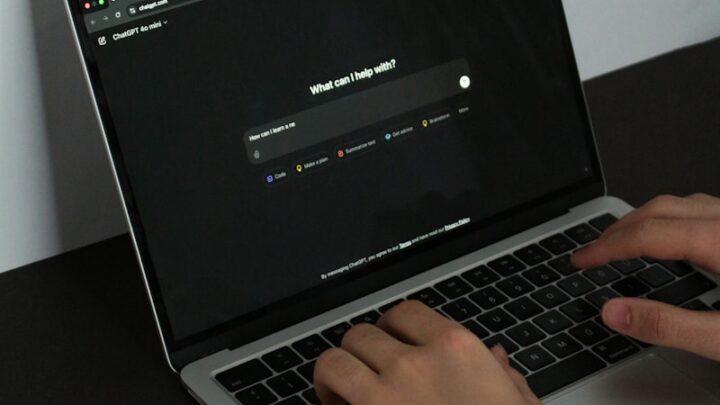 Jak skutecznie pisać prompty do ChatGPT, aby uzyskać najlepsze wyniki? Przewodnik dla początkujących i zaawansowanych użytkowników AI