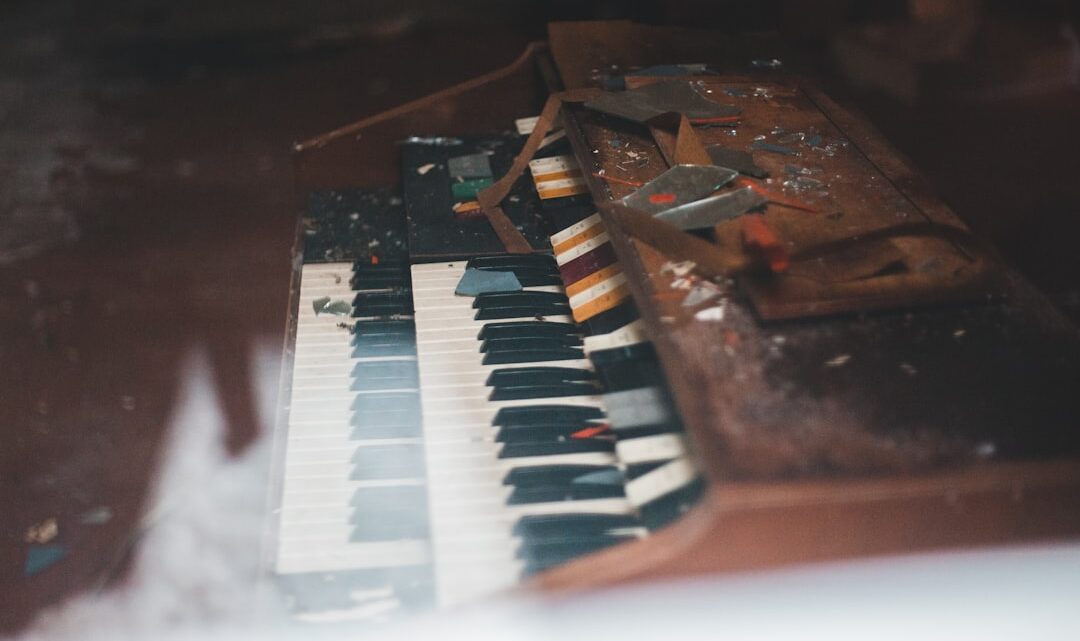 Narzędzia AI do tworzenia muzyki: Jak zacząć przygodę z generowaniem dźwięków?