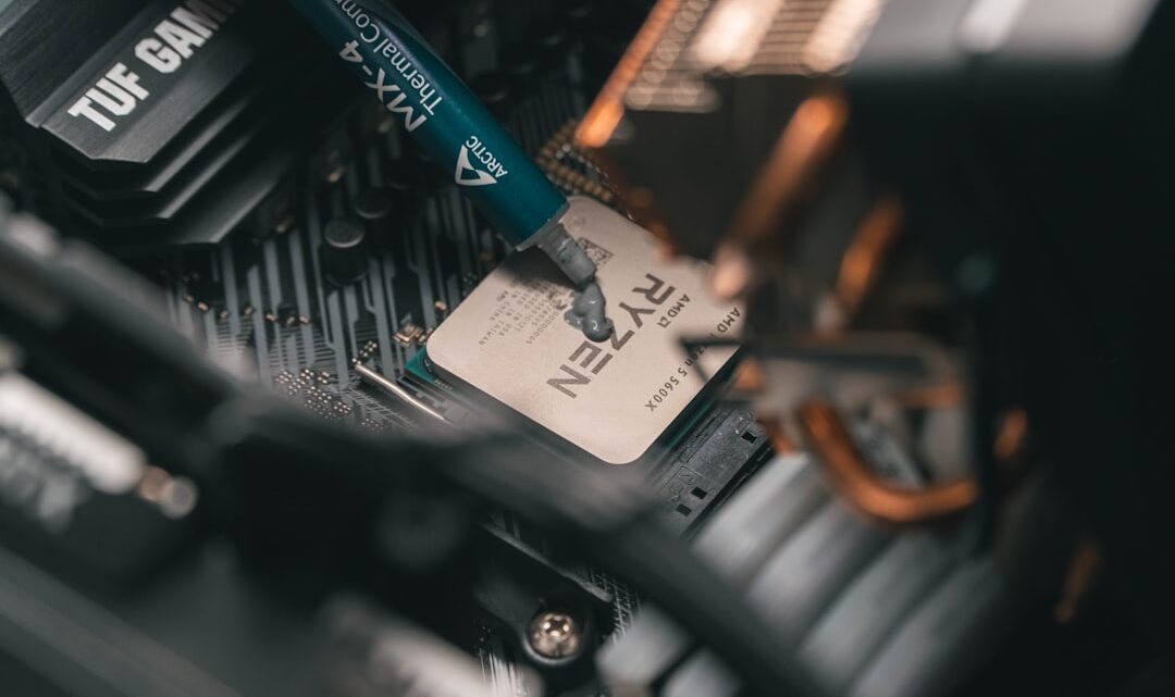 Złóż własny komputer gamingowy: Kompletny poradnik krok po kroku od wyboru komponentów do pierwszego uruchomienia