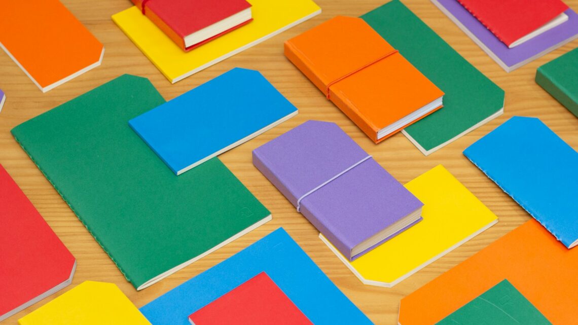 Jak uporządkować cyfrowe życie: Skuteczne metody zarządzania plikami, zdjęciami i subskrypcjami online