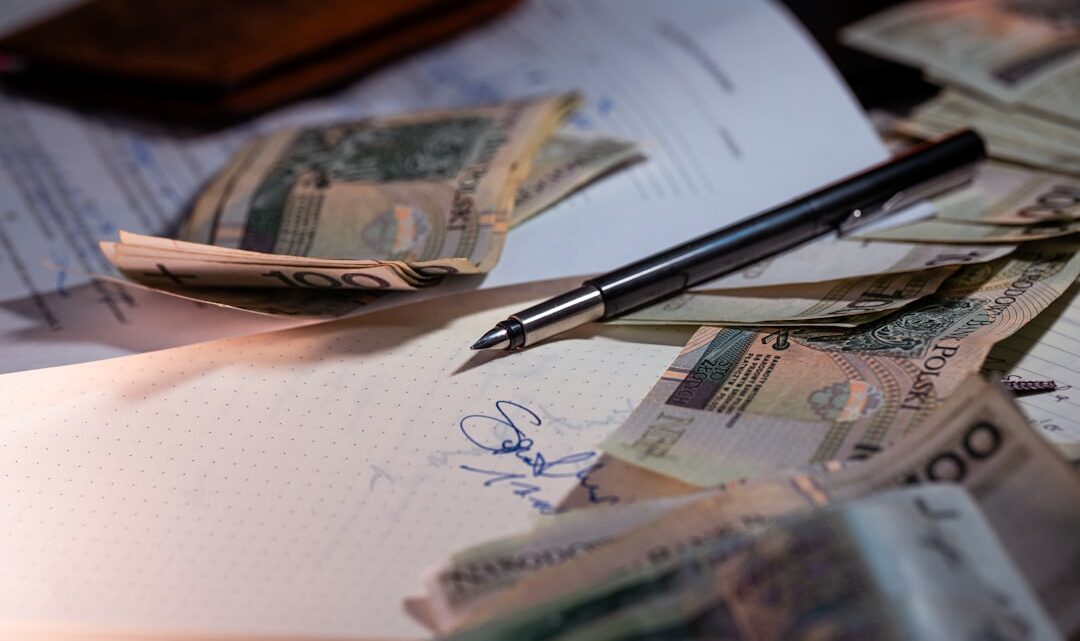 Zarządzanie finansami osobistymi: Jak stworzyć budżet domowy i śledzić wydatki?