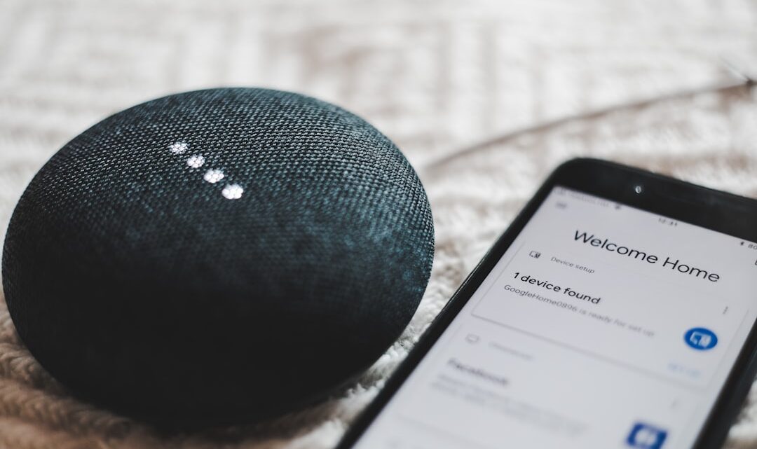 Jak skonfigurować inteligentne głośniki (np. Amazon Echo, Google Nest) i stworzyć własny asystent głosowy?