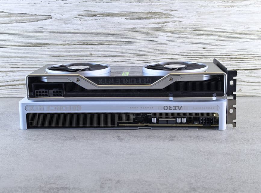 Porównanie kart graficznych Nvidia RTX 40 SUPER vs AMD RX 7000 XT: Którą wybrać do gier w 2024 roku?