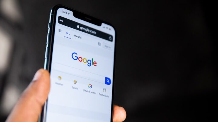 Jak skonfigurować i wykorzystać Google Authenticator do podwójnej weryfikacji (2FA) na różnych platformach?