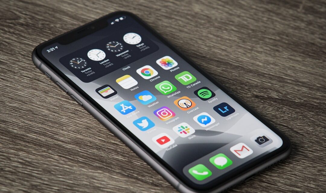 Jak zoptymalizować zużycie baterii w urządzeniach Apple (iPhone, iPad) – porady dotyczące iOS