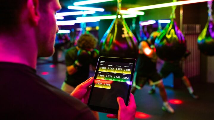 Jak używać AI do personalizacji planów treningowych i dietetycznych dla różnych celów fitness?