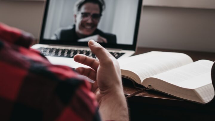 Wideokonferencje słaby internet: minimalizuj dane, popraw jakość