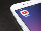 Mobile.porady-tech.pl: Jak słuchać YouTube na zablokowanym ekranie?