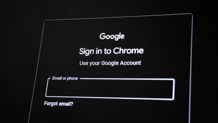 Jak bezpiecznie przechowywać hasła w przeglądarce Chrome i Microsoft Edge?