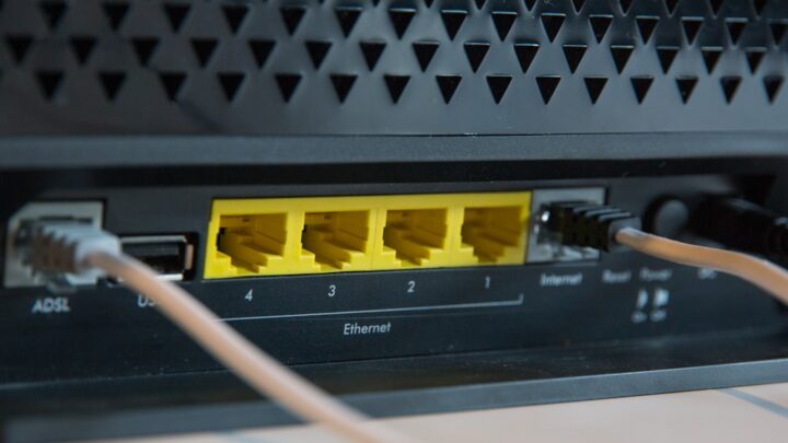 Jak skonfigurować router WiFi dla początkujących: Kompletny przewodnik po ustawieniach i bezpieczeństwie