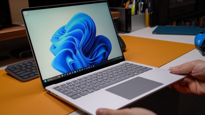 Drag Tray Windows 11 – jak wyłączyć zasobnik do przenoszenia?