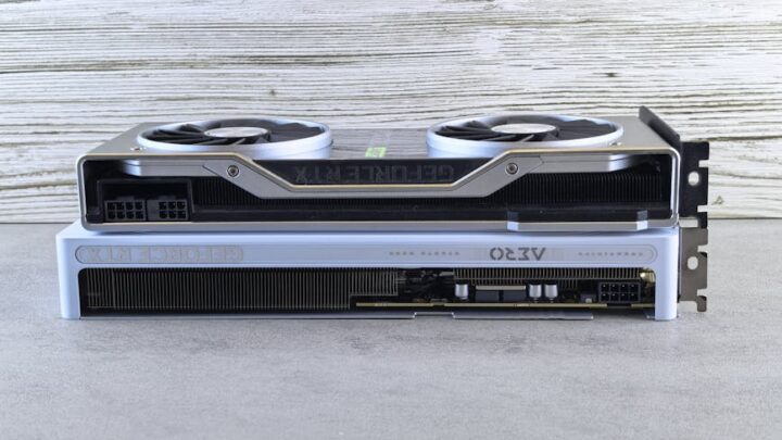 Porównanie kart graficznych Nvidia RTX 40 SUPER vs AMD RX 7000 XT: Którą wybrać do gier w 2024 roku?