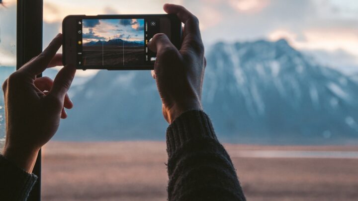 Jak efektywnie używać kamery w smartfonie do nagrywania wideo w jakości 4K – Porady dla twórców Android i iOS