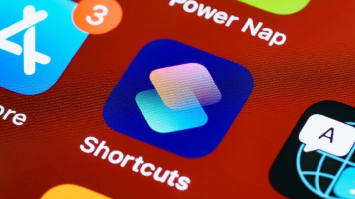 Jak używać funkcji „Skróty” (Shortcuts) na iPhone i iPadzie do automatyzacji codziennych zadań: Od prostych skryptów po złożone automatyzacje?