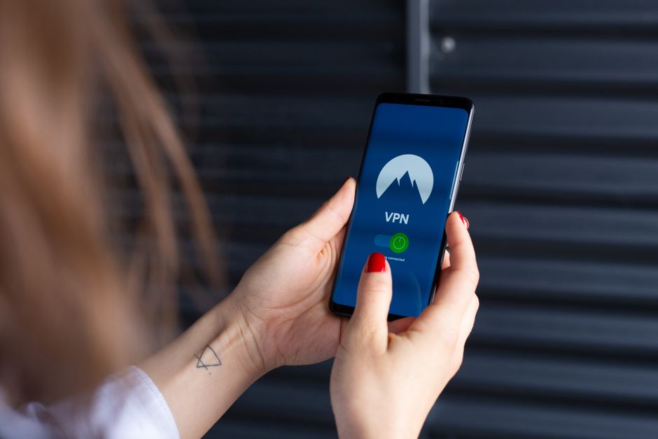 Darmowy VPN: Ryzyko prywatności i bezpieczne alternatywy