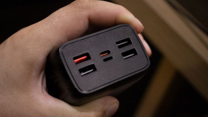 Power Bank do Laptopa: Wybór i Użycie (USB-C PD)