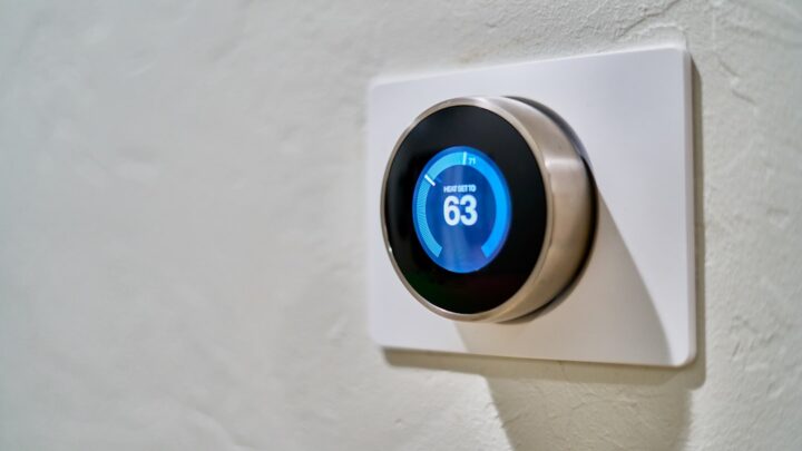 Smart Home: Automatyzacje pogodowe – deszcz, nawadnianie