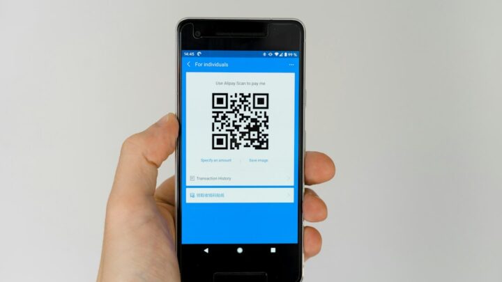 Automatyzacja Smart Home QR: Sterowanie urządzeniami i info