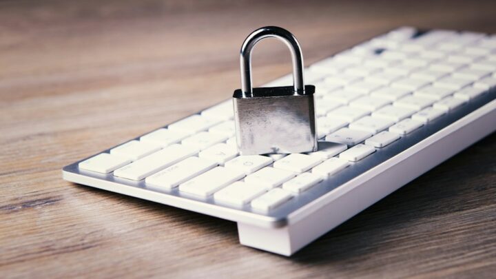 Bezpieczne hasła do kont – Porady-Tech.pl