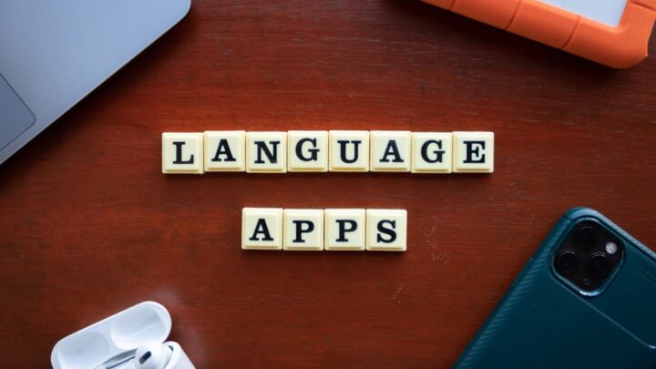 Darmowe aplikacje do nauki języków: Duolingo, Memrise, Anki