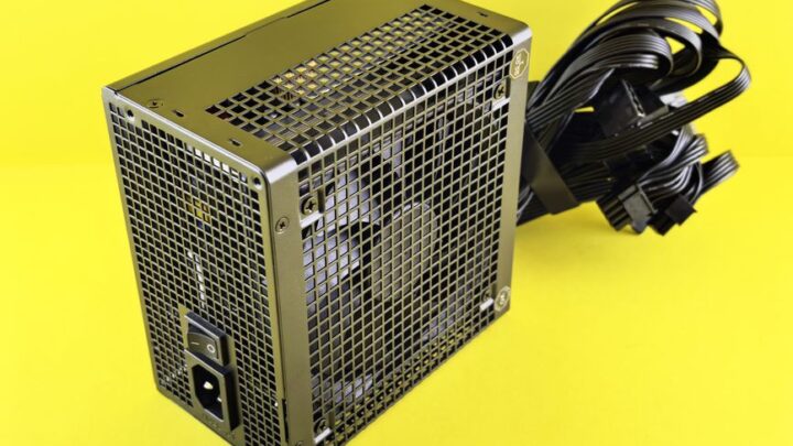 Dobór i wymiana zasilacza PC: moc, certyfikat, DIY